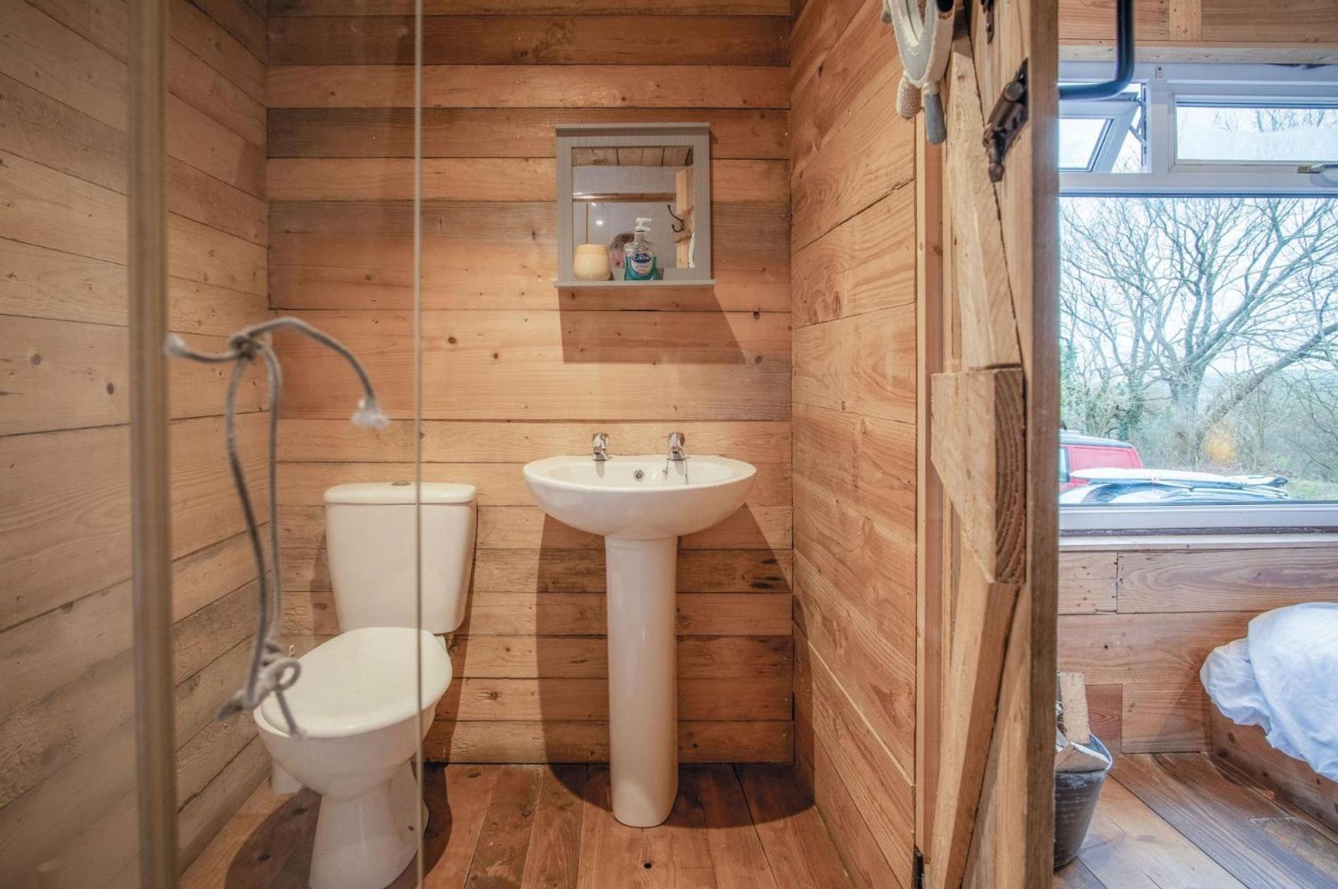 Apartment The Hygge Hut - 1 Bed - Freshwest Retreat Pembroke